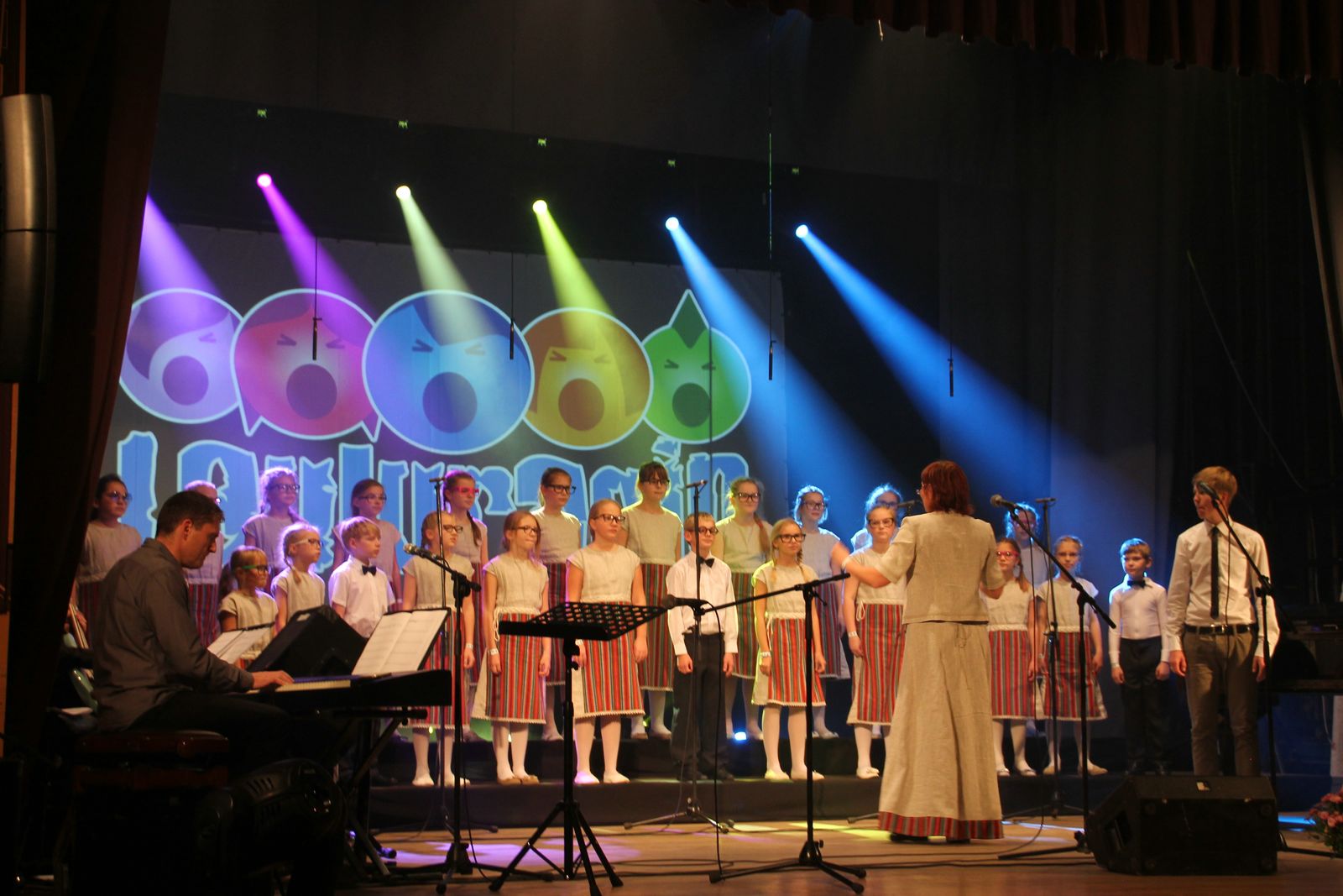 LAULURAGIN 2015 KONKURSS